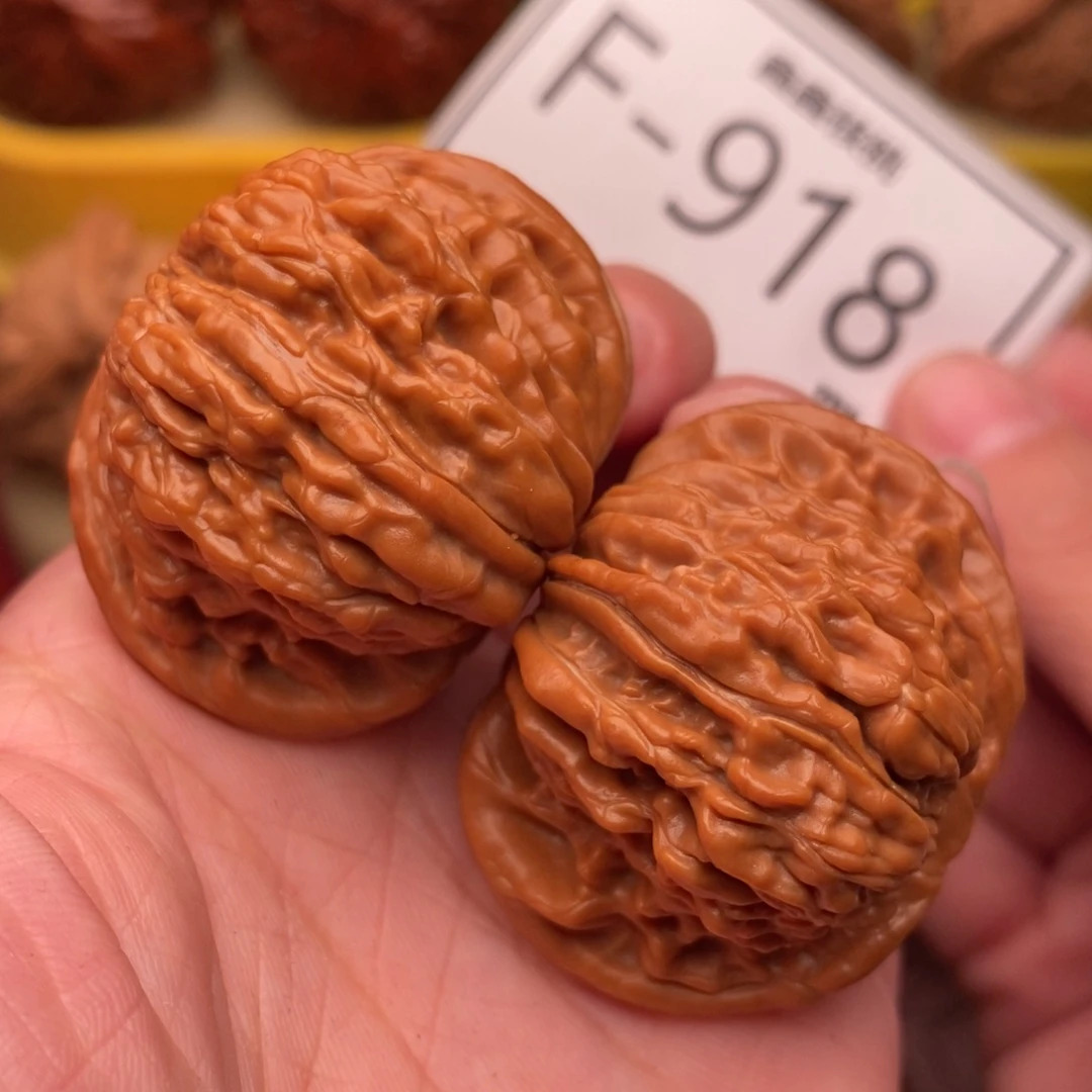 文玩核桃把件汉高楼40