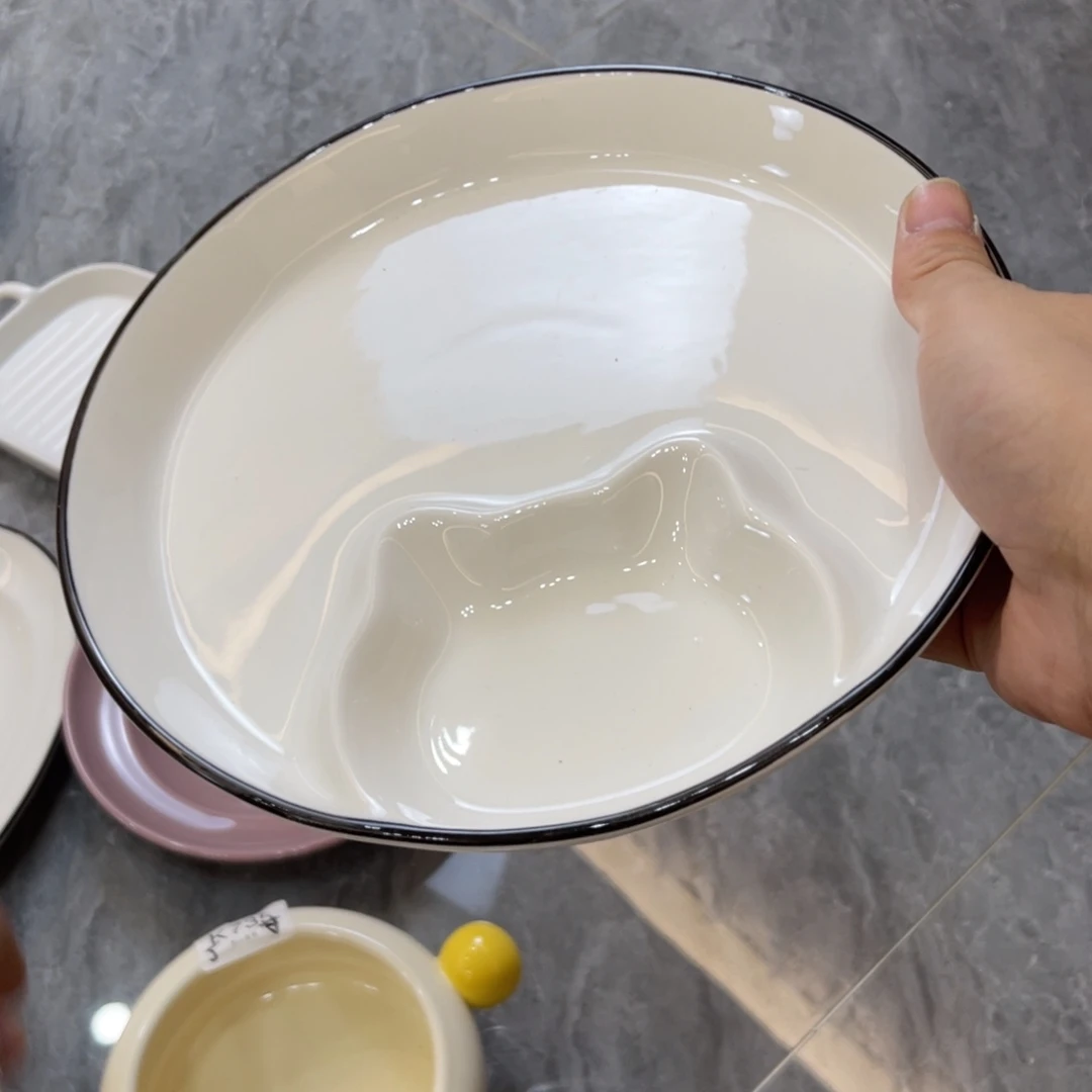 陶瓷微瑕餐具介意勿拍，满18飞！