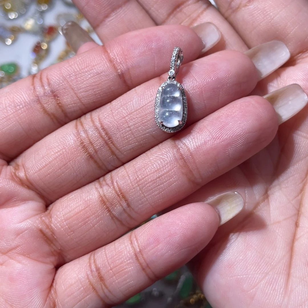 吊坠(不含链)18K金镶嵌翡翠