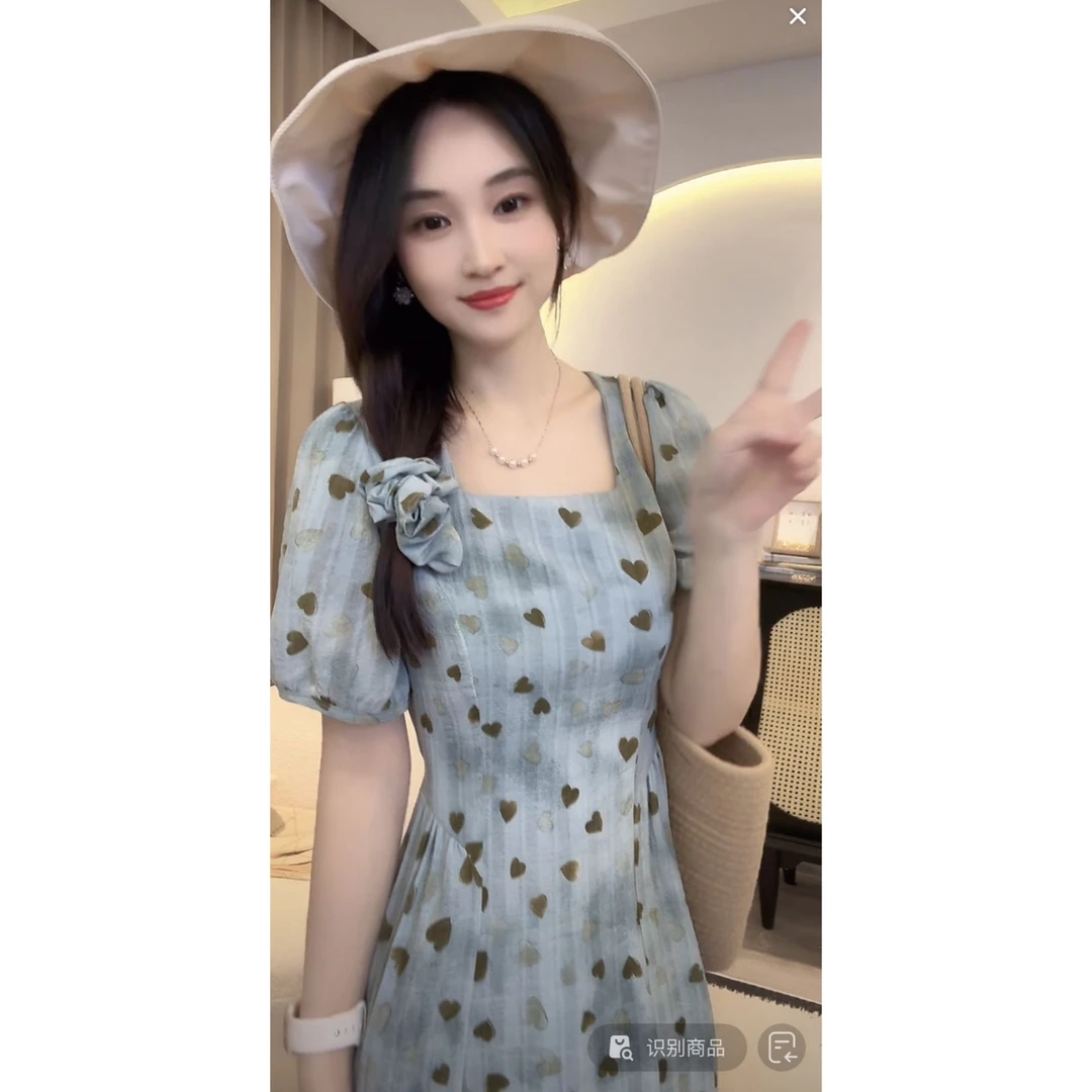 【送头花】方领显瘦中长款裙子女2025夏季新款设计感高腰短袖连衣裙