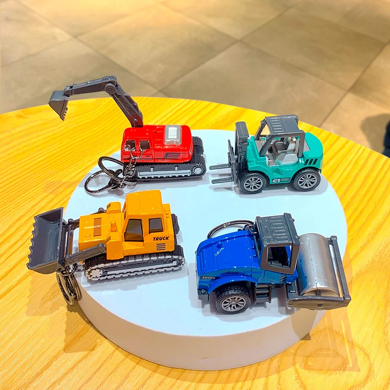 创意卡通迷你合金挖掘机工程车玩具钥匙扣书包汽车挂件小礼品