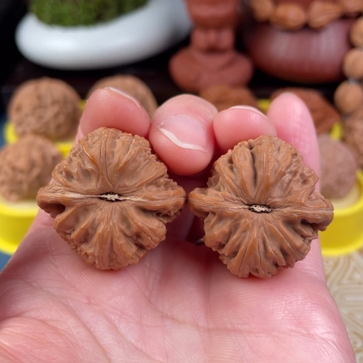 吊坠文玩核桃白狮子33