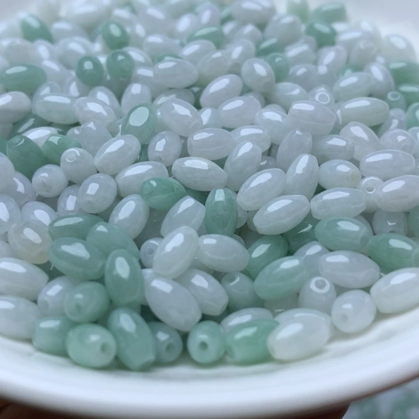 【闪购商品】未镶嵌手链翡翠卡4乘6.4冰绿白米珠100个