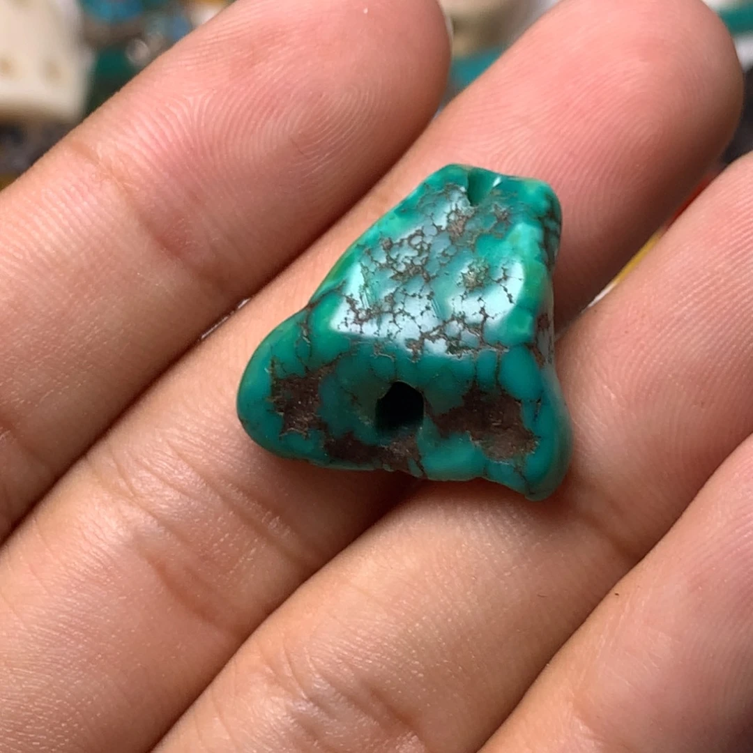 琉璃颈饰藏传小元素