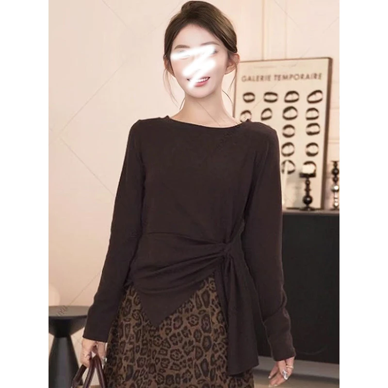 2025早秋新款不规则开叉收腰t恤打底衫女正肩长袖上衣