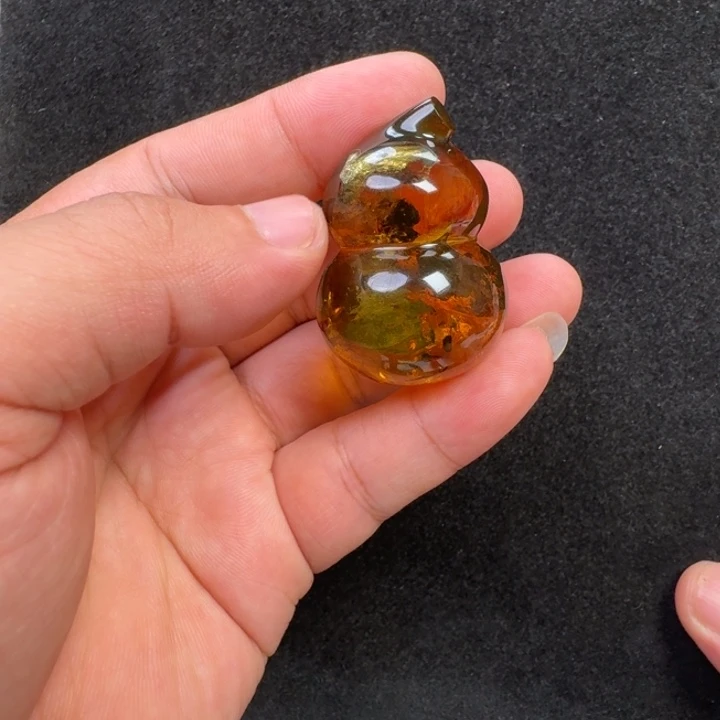 虫珀未镶嵌珠宝奇石