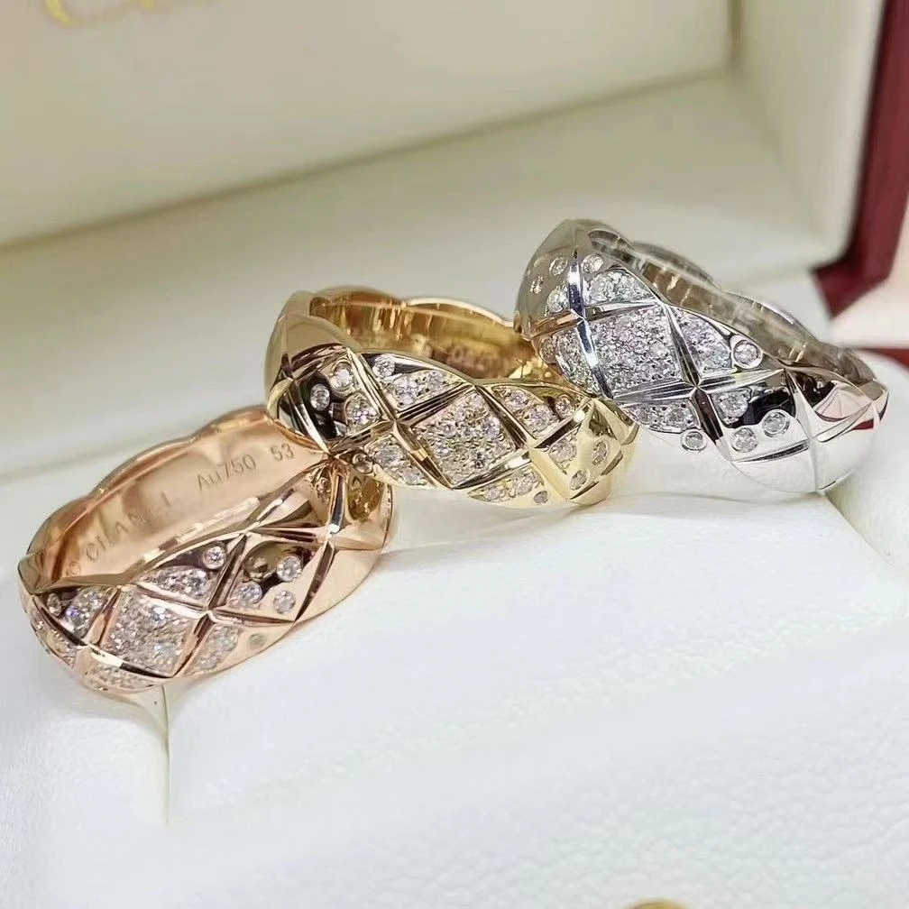 18k金重金版镶嵌天然钻石小香风菱格戒指，多样性发其一