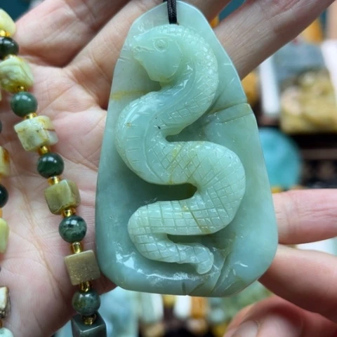 岫玉挂件未镶嵌挂件