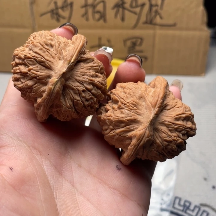 正***时把件文玩核桃血麒麟41