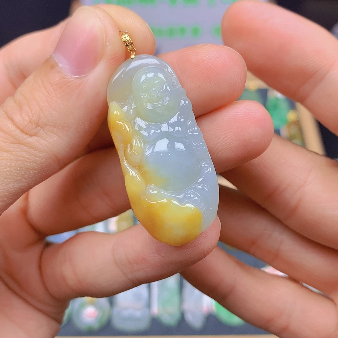 翡翠18K金镶嵌颈饰翡翠
