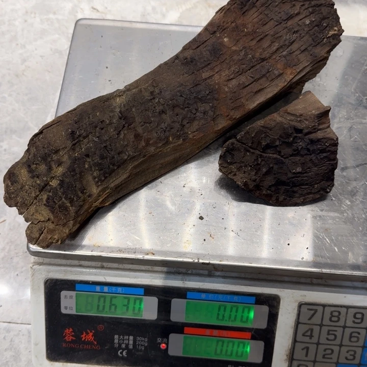 鸡翅木叶****里崖柏啊啊啊