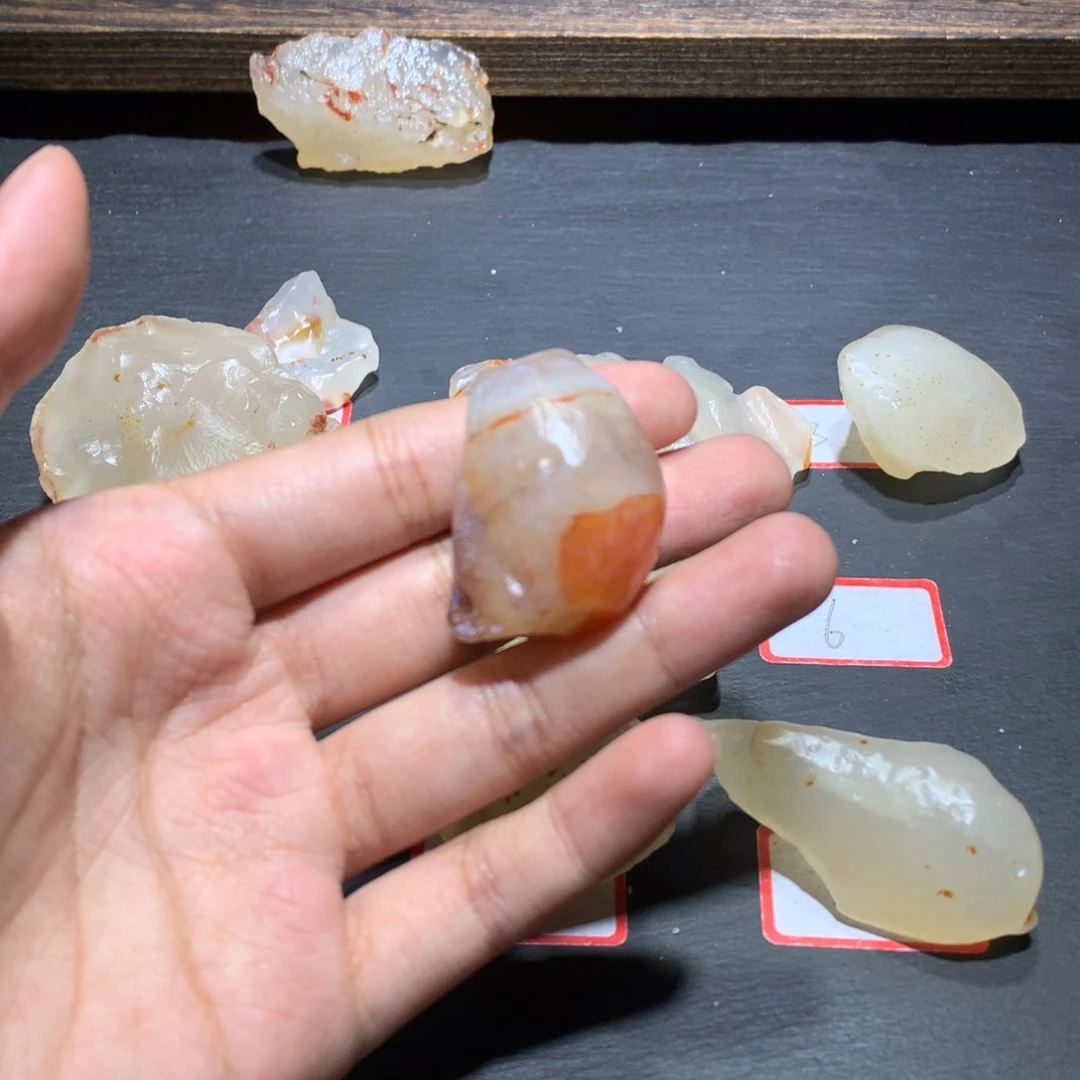 未镶嵌玛瑙/玉髓珠宝奇石