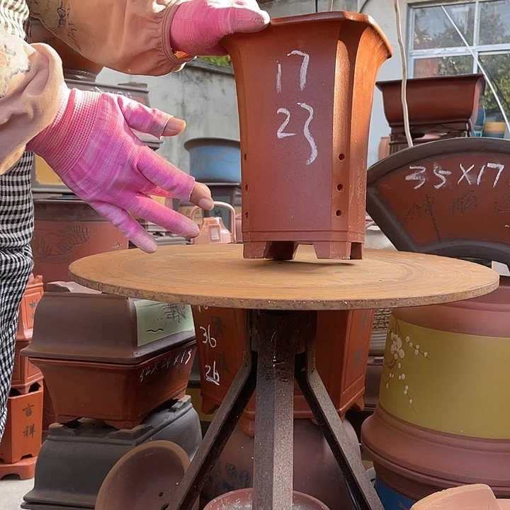 17高红四方花盆紫砂