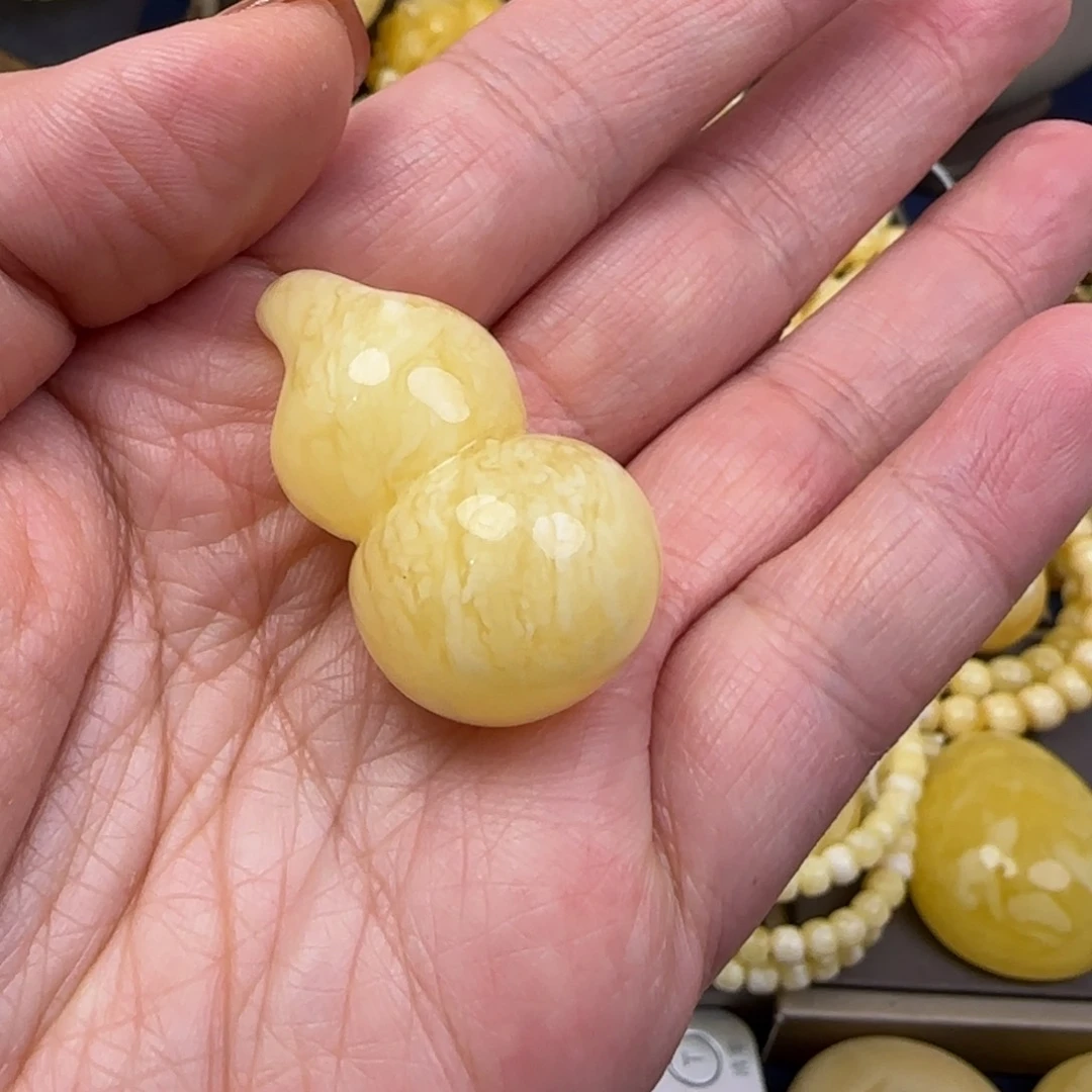 蜜蜡颈饰未镶嵌?****天然蜜蜡