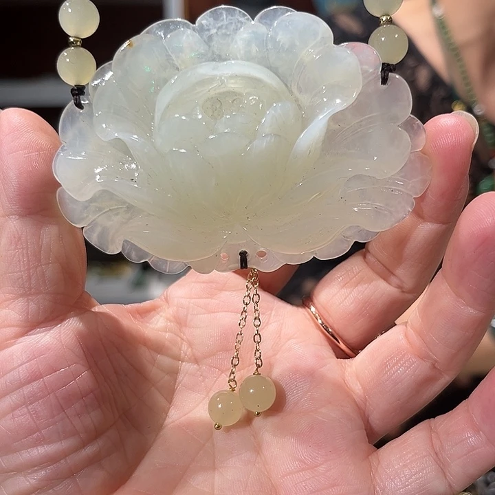 未镶嵌岫玉毛衣链