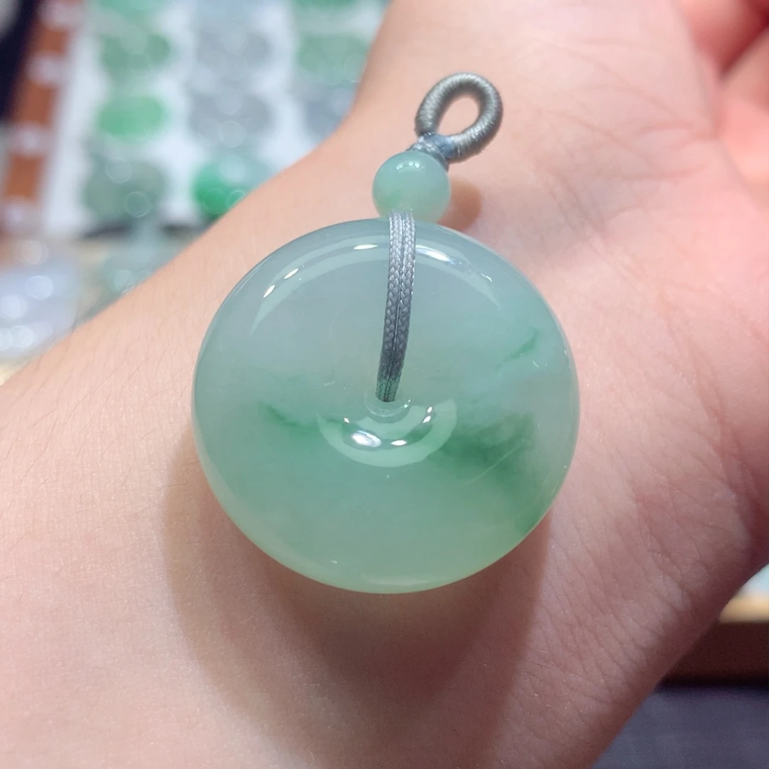翡翠未镶嵌颈饰10