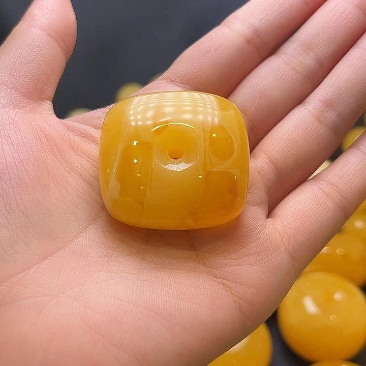 琥珀未镶嵌裸石琥珀蜜蜡
