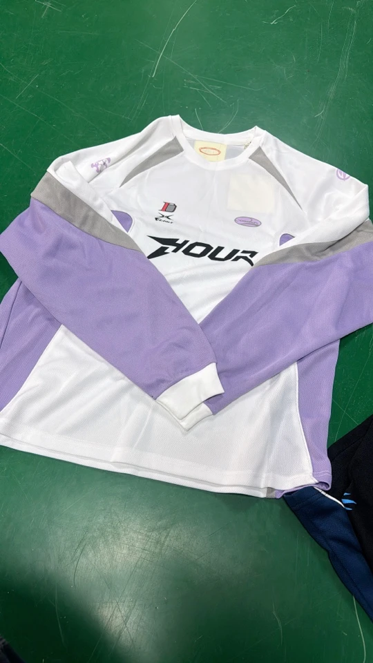 撞色拼接长袖351T