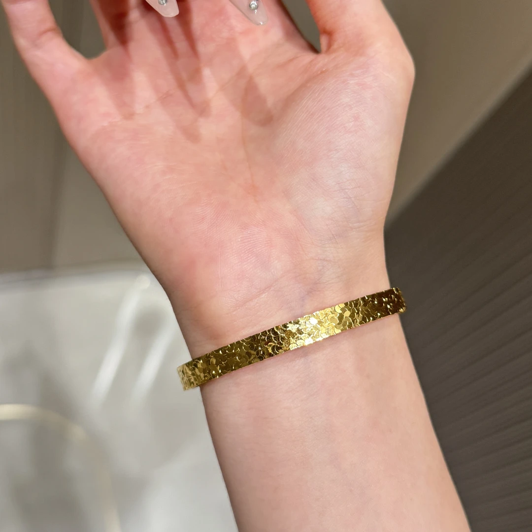 铜合金手镯 高定重工款轻奢百搭碎冰冰手镯
