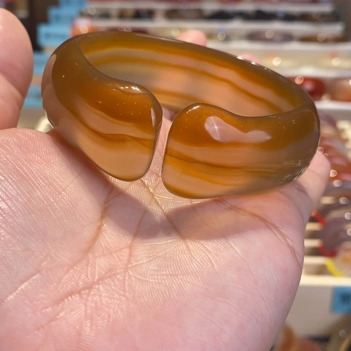 手镯玛瑙/玉髓未镶嵌?**?