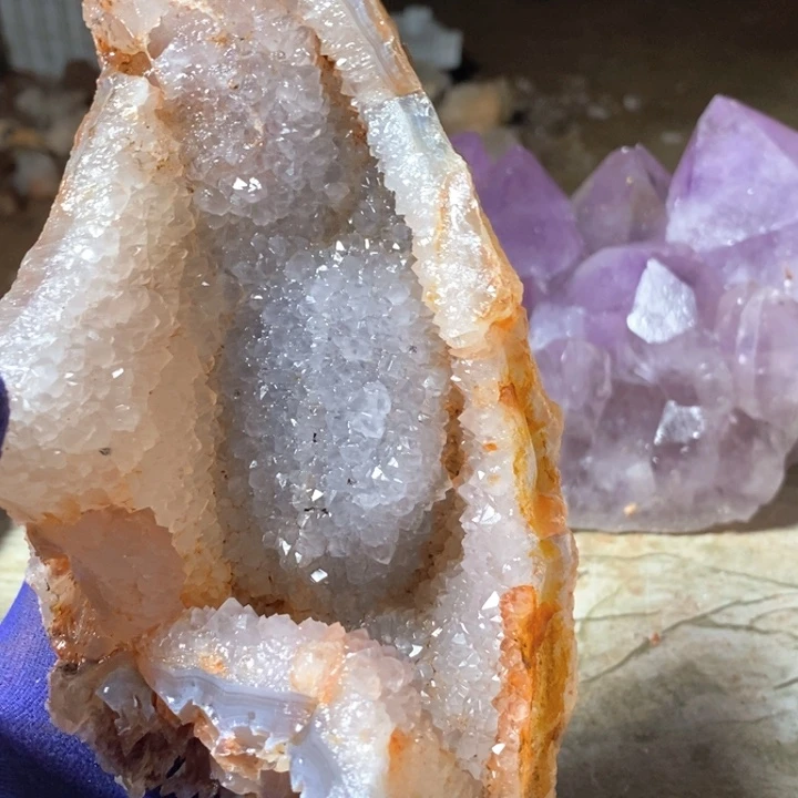 紫晶未镶嵌大型摆件（非配饰）