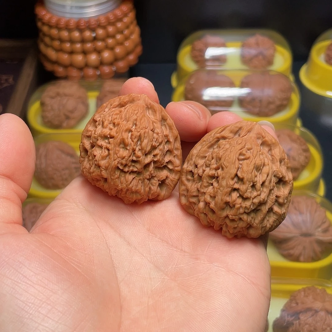 文玩核桃吊坠42尺南疆石