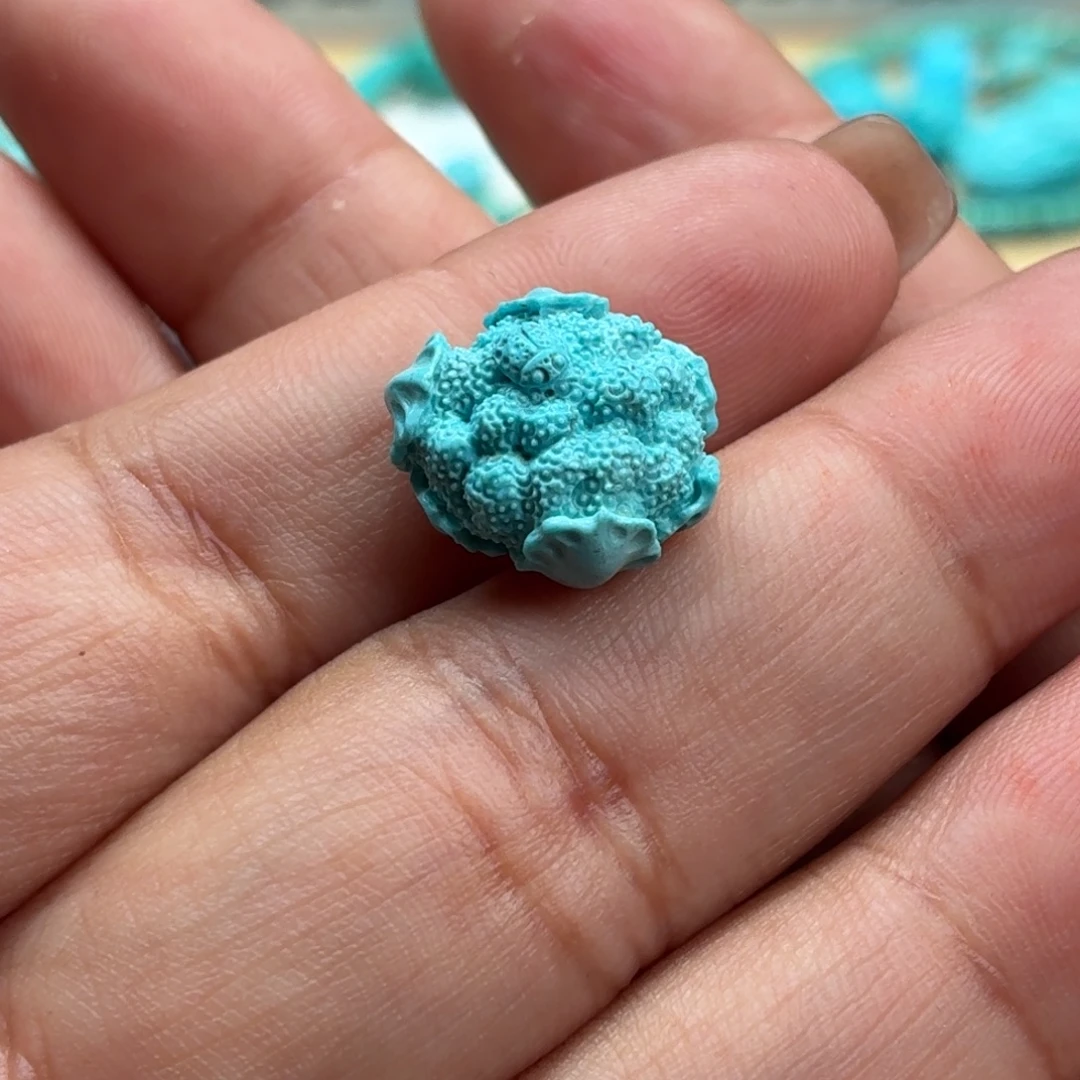 ****～绿松石未镶嵌珠宝奇石