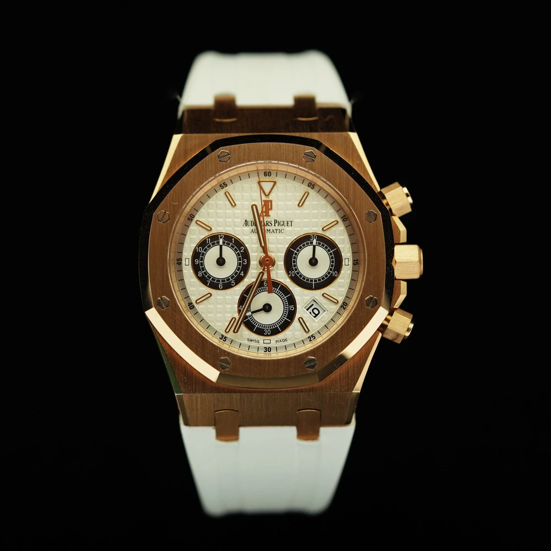 99新 Audemars Piguet/爱彼 26022OR/39mm/熊猫单表