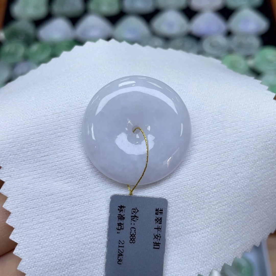 颈饰未镶嵌翡翠平安扣