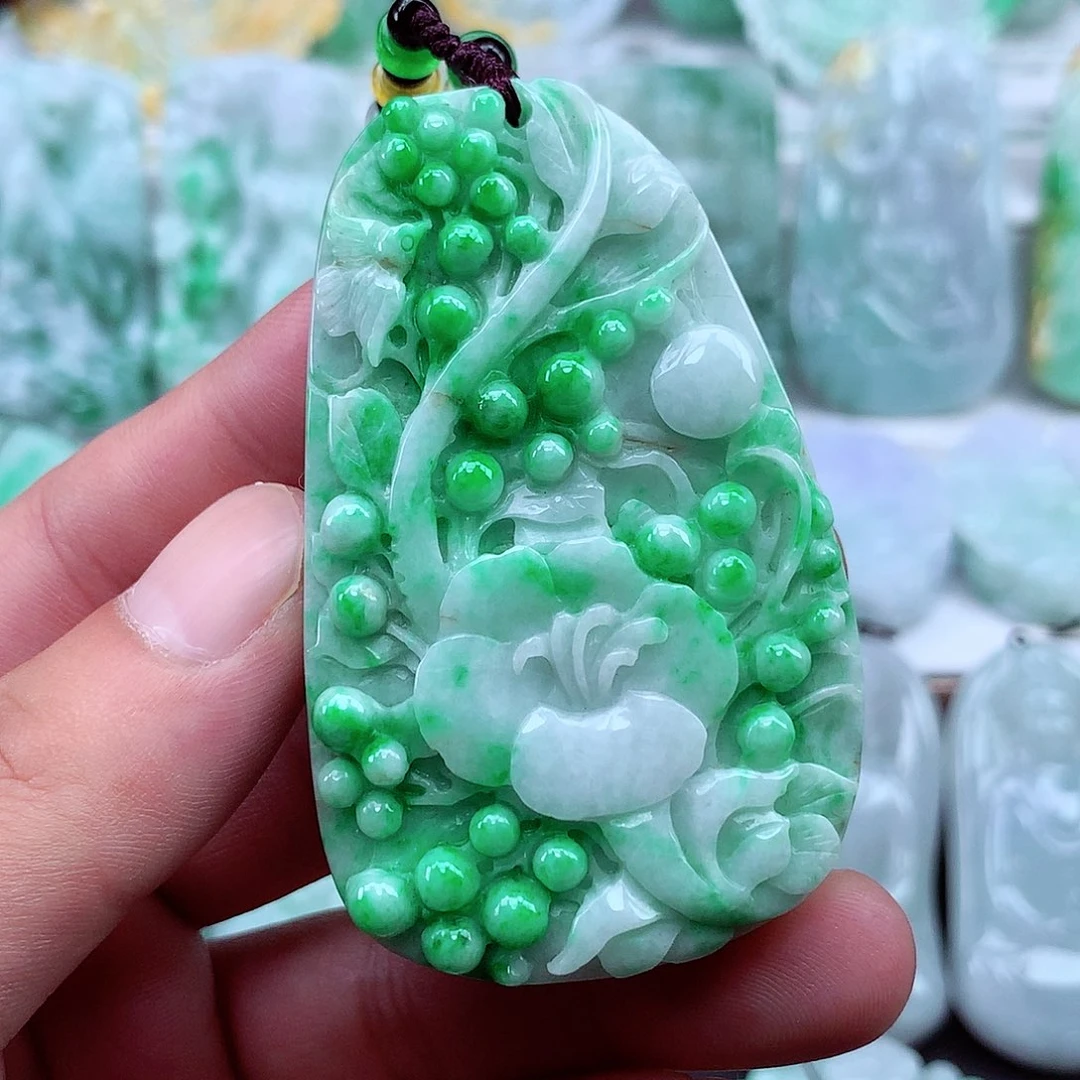 翡翠未镶嵌颈饰翡翠吊坠