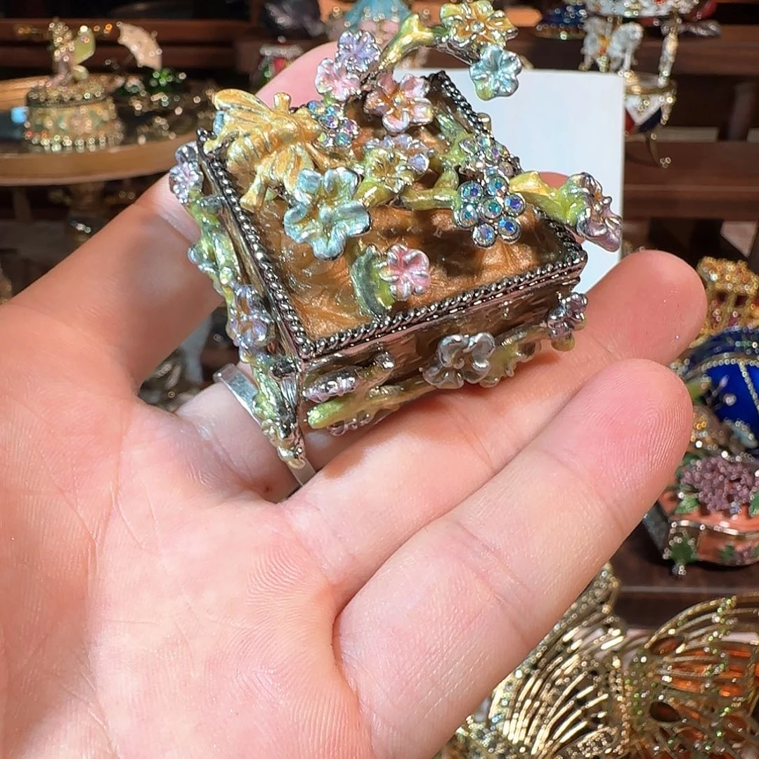 手工制品请勿吹毛求疵