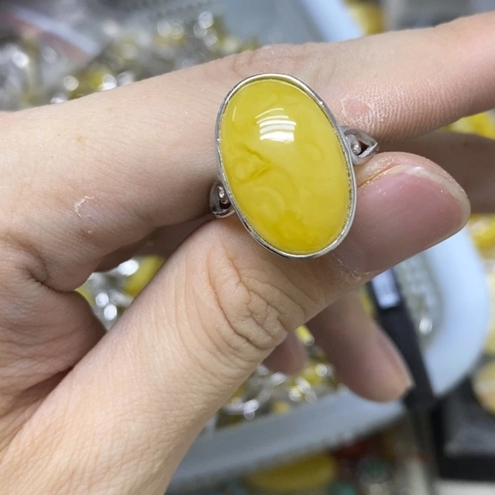 银S925镶嵌蜜蜡裸石戒指