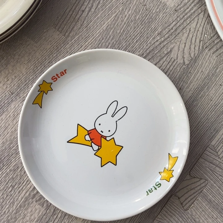 摆件芝***糕陶瓷哈哈哈哈哈