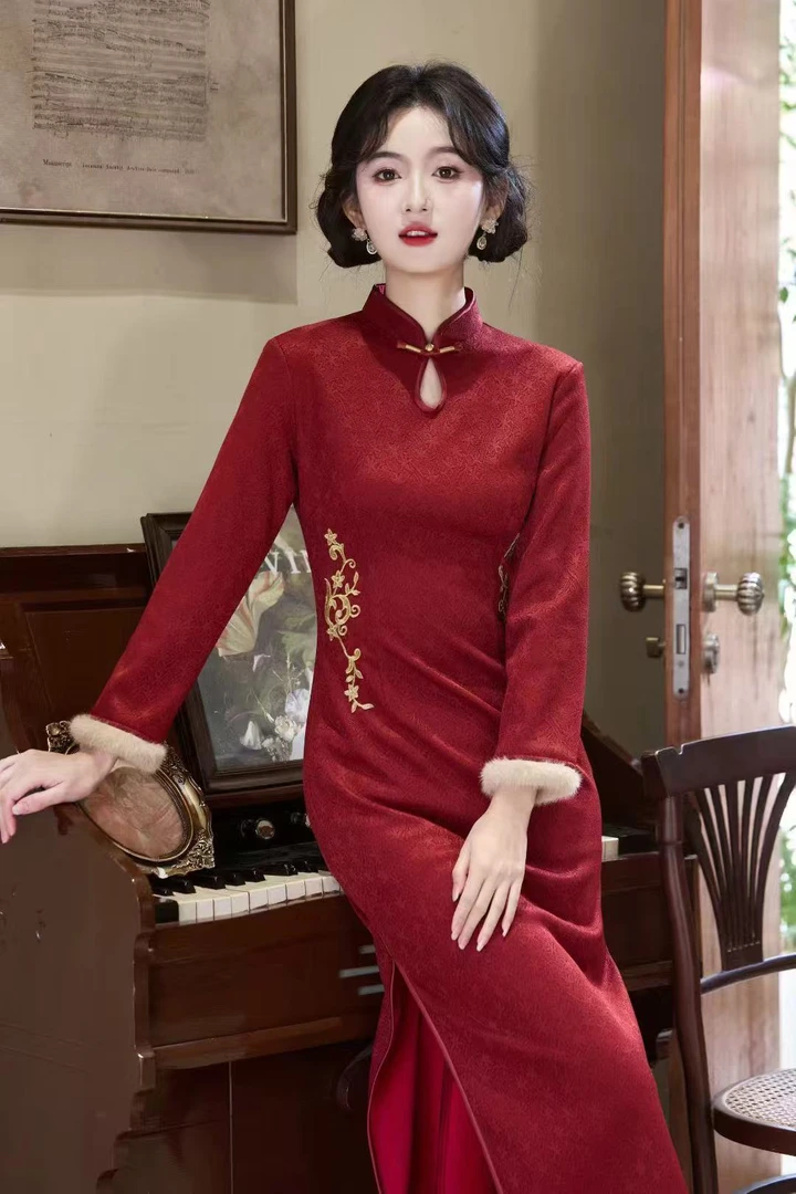 【小腰精】冬季新款旗袍腰间刺绣显瘦喜庆保暖日常
