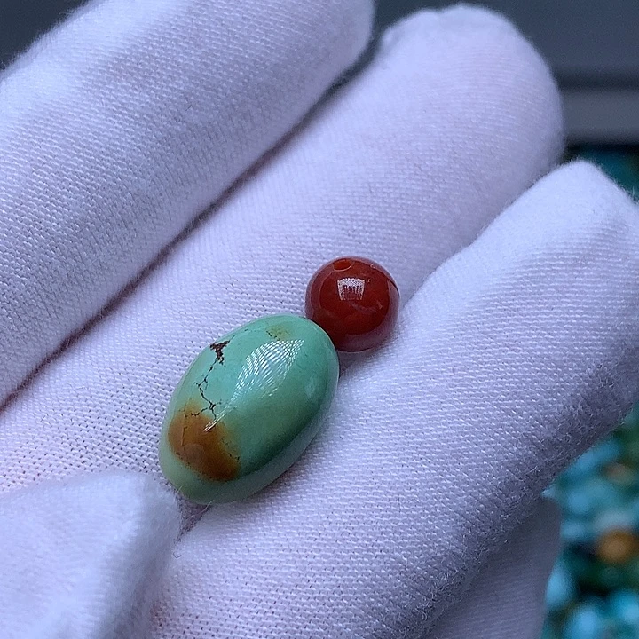 灶***南红玛瑙未镶嵌珠宝奇石