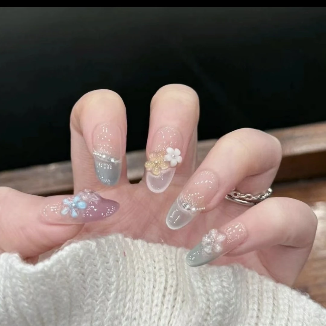 【水晶小花】七彩猫眼纯手工美甲高级感椭圆甲短甲春夏季新品指甲贴