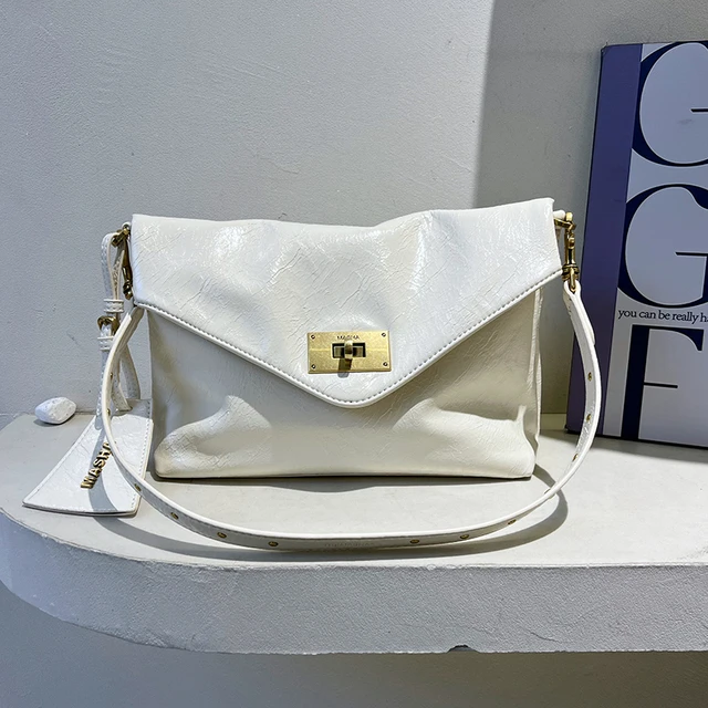 玛莎质感油蜡皮锁扣信封腋下包通勤百搭单肩包包女2025新款斜挎包