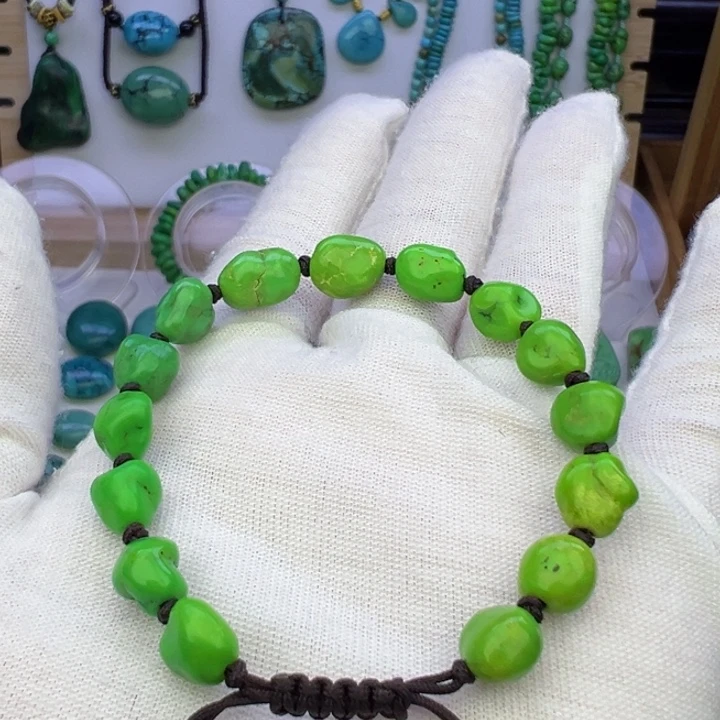 菜籽绿随行的手串8.8mm兰