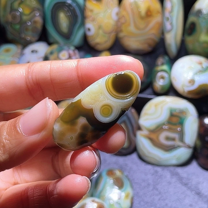 玛瑙/玉髓珠宝奇石未镶嵌