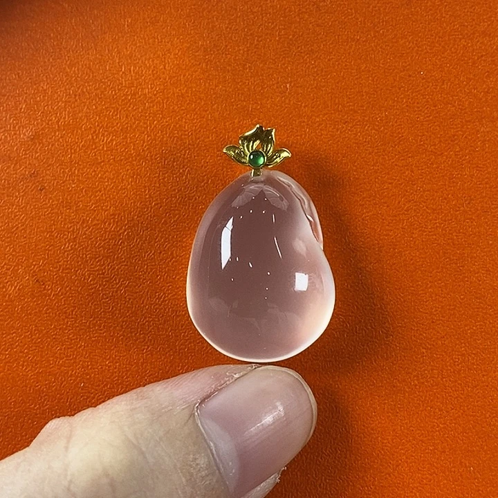 石英质玉18K金镶嵌颈饰