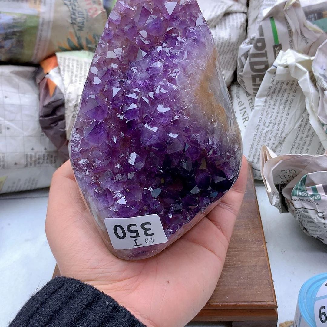 紫晶大型摆件（非配饰）未镶嵌