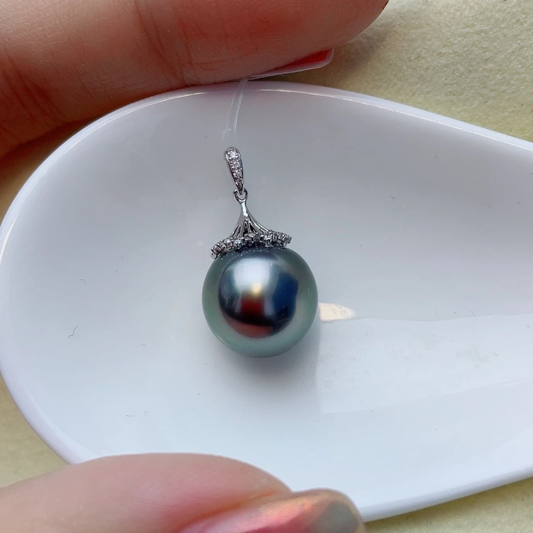 颈饰海水珍珠18K金镶嵌w76