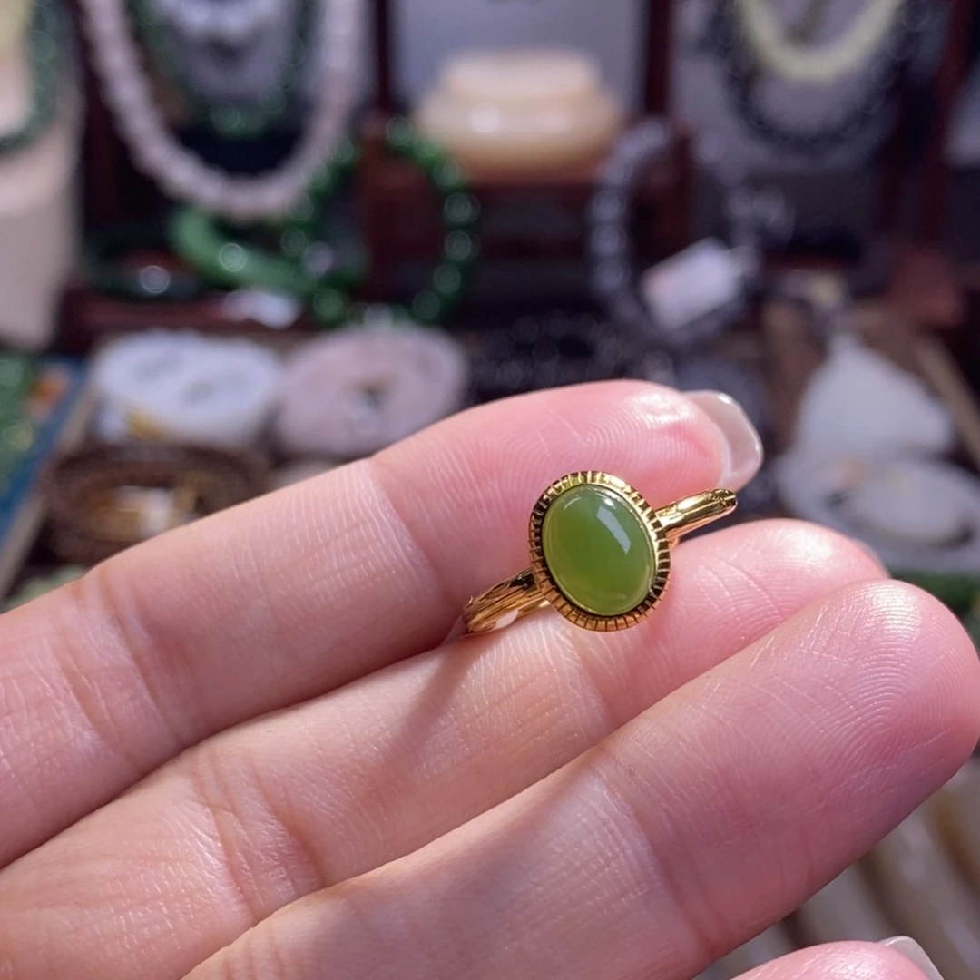 和田玉精品碧玉苹果银戒指未镶嵌