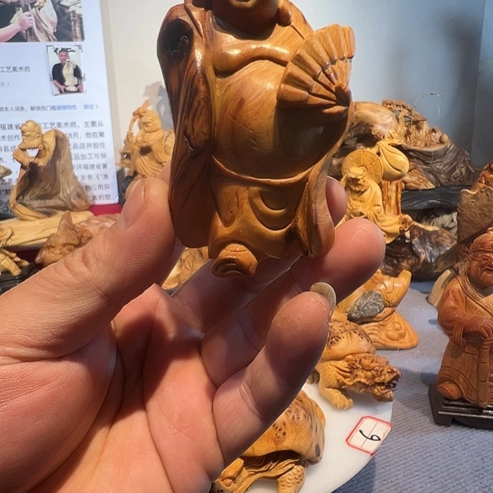 爱***呀柏木（崖柏）传统木雕手工艺术品