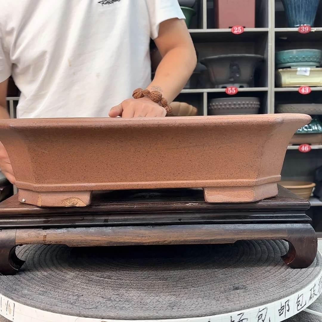 紫砂花盆今***虎紫砂的颜色很好看