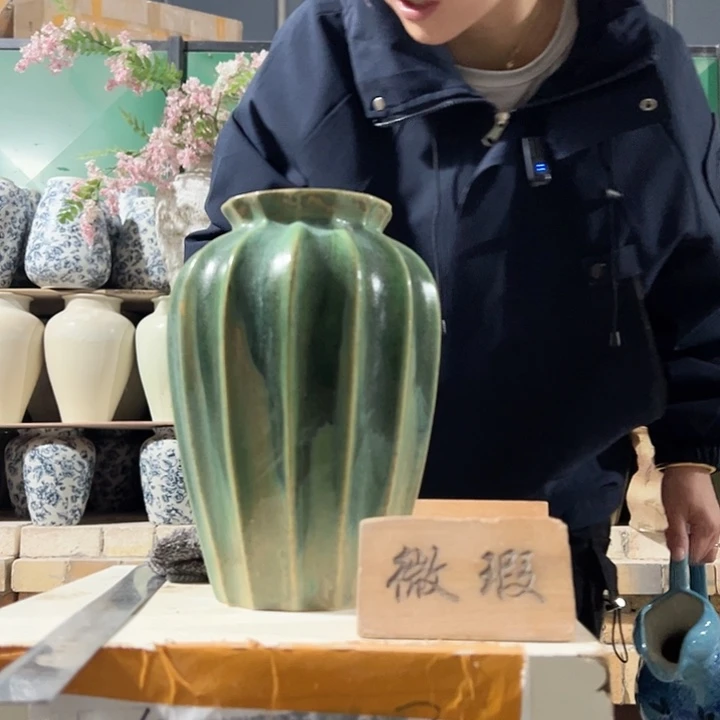 景德镇陶瓷花瓶工厂