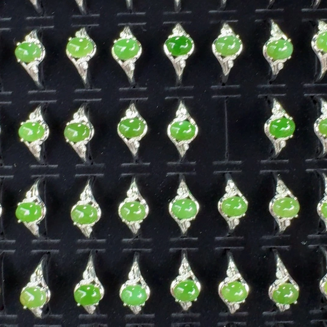 和田玉戒指未镶嵌多样性发货 拍一发一