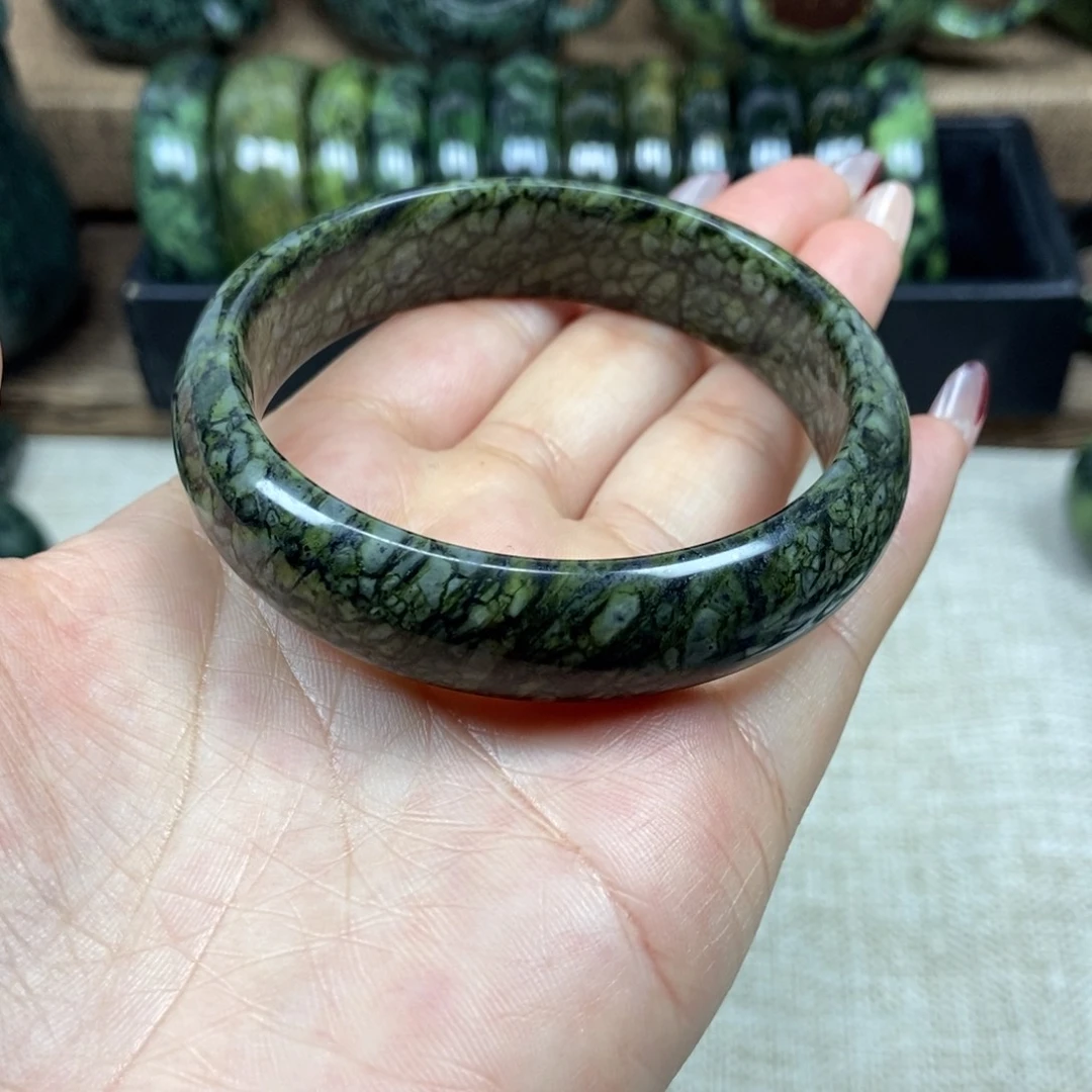 落***纷蛇纹石玉未镶嵌手链