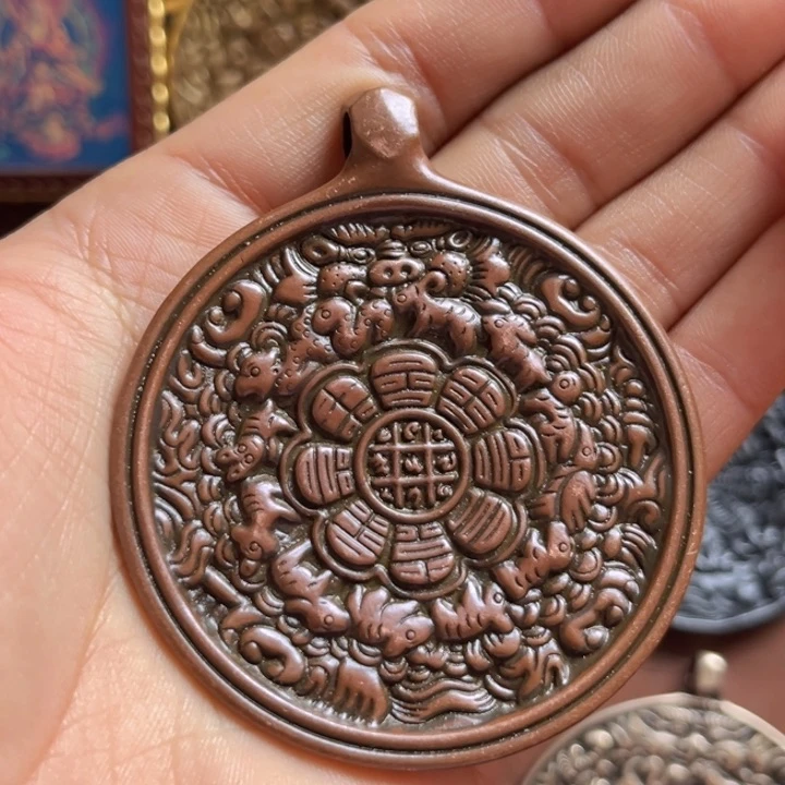 颈饰琉璃关**月喜欢的朋友