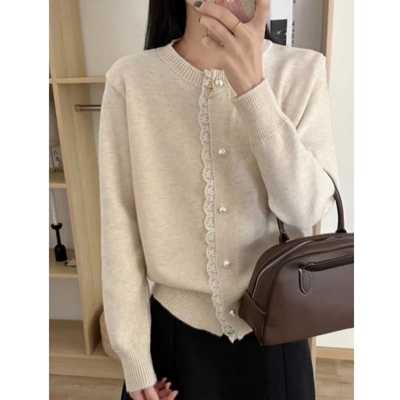 优雅蕾丝花边简约针织开衫珍珠纽扣50